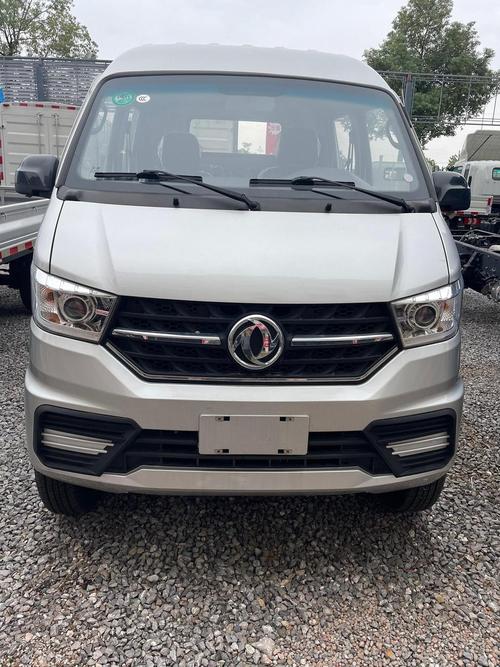 东风小卡在城市与乡村道路的操控表现分析(图1) 东风小货车视频_东风小型卡车_东风小卡货车适合在城市还是乡村道路行驶?