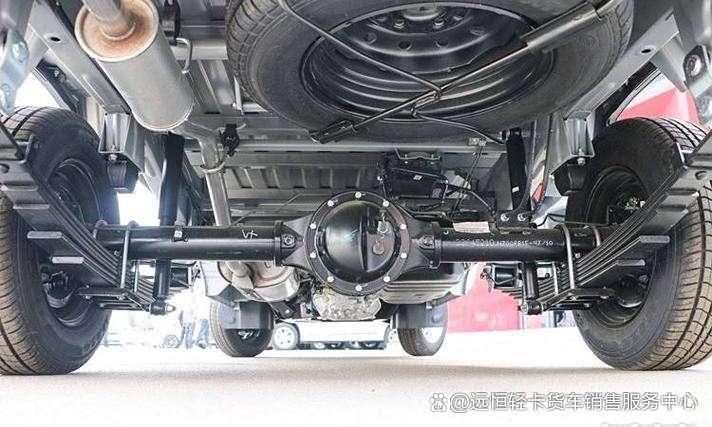 东风福瑞卡M5带副变速的4.2米货车(图5) 东风福瑞卡M5带副变速的4.2米货车(图5)
